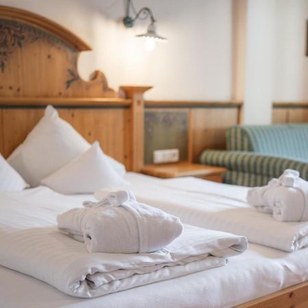 Das Posthaus Stubai&Smart Hotel Fulpmes Exteriör bild