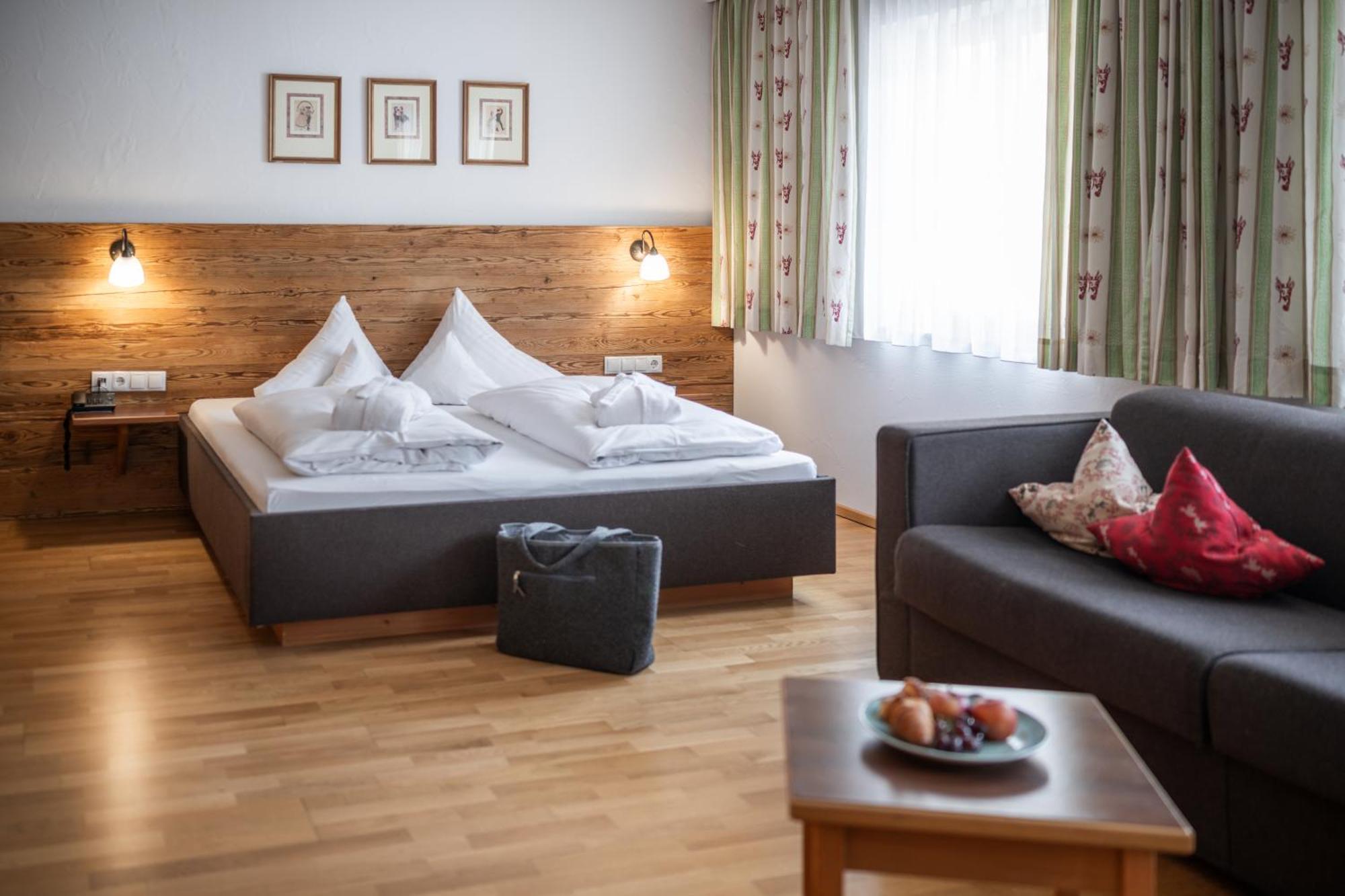 Das Posthaus Stubai&Smart Hotel Fulpmes Exteriör bild