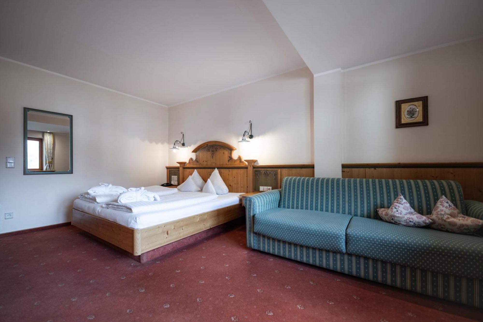Das Posthaus Stubai&Smart Hotel Fulpmes Exteriör bild