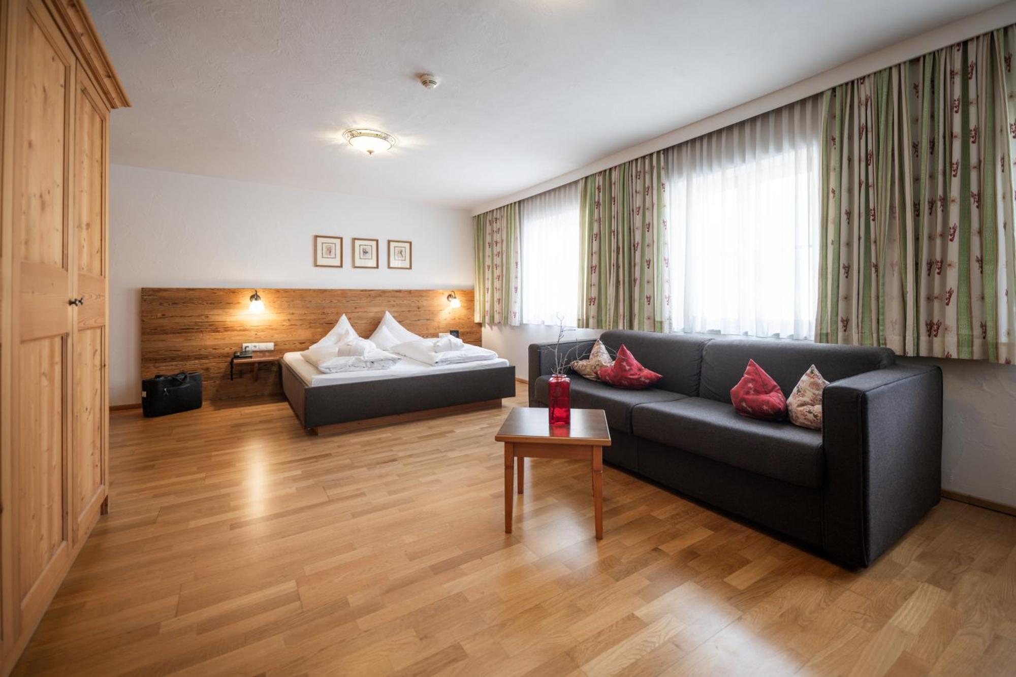 Das Posthaus Stubai&Smart Hotel Fulpmes Exteriör bild