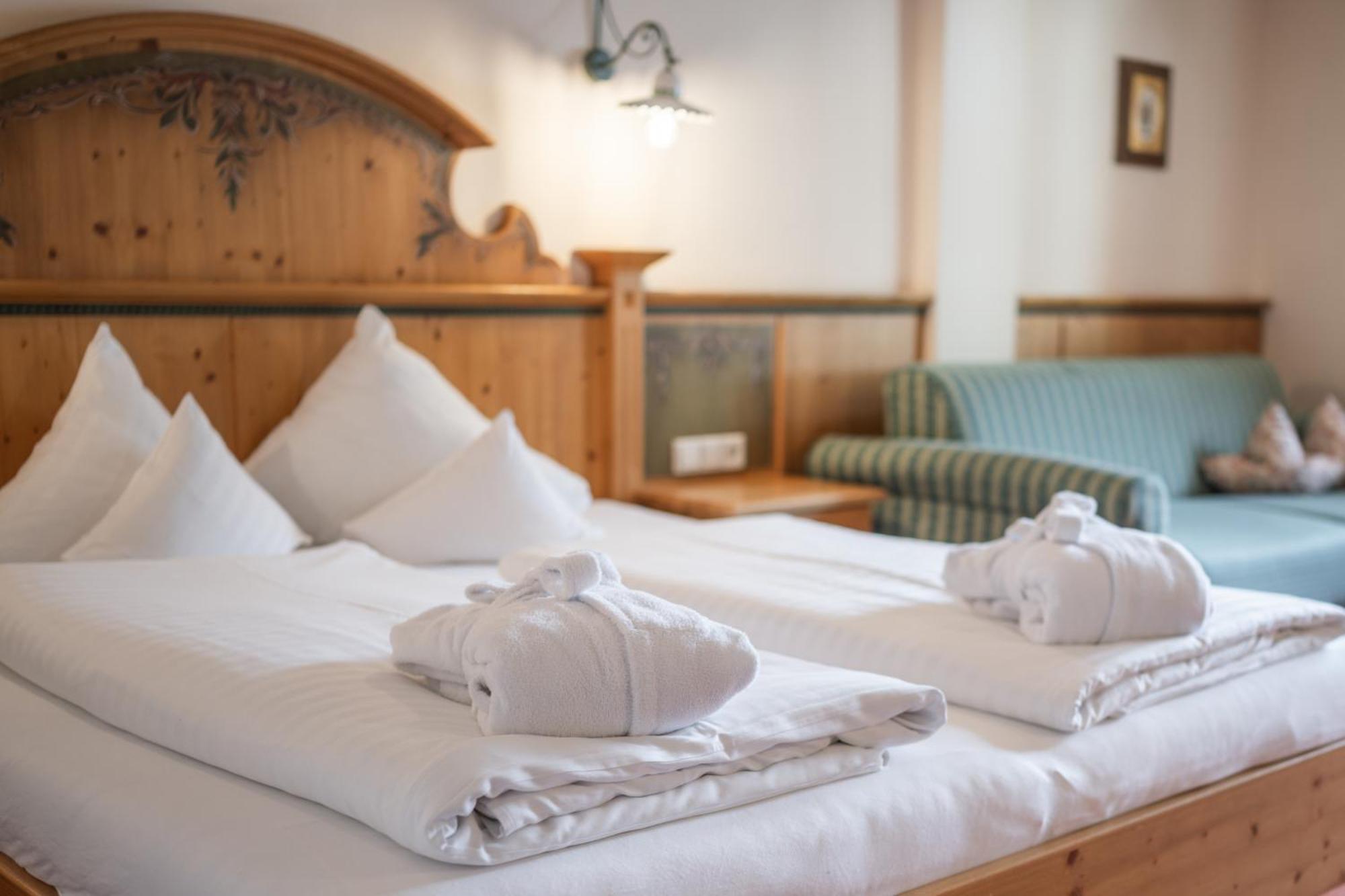 Das Posthaus Stubai&Smart Hotel Fulpmes Exteriör bild